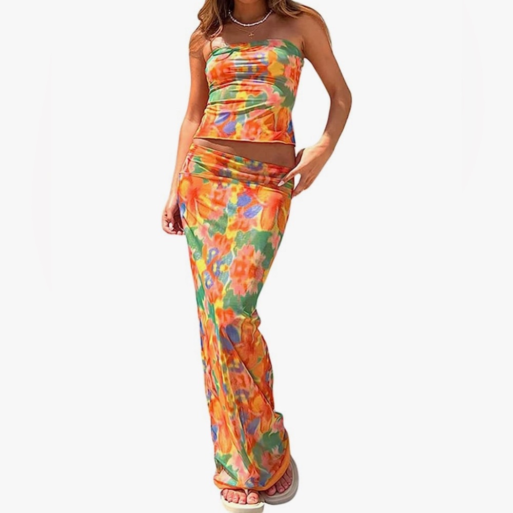 Flowery top and skirt set